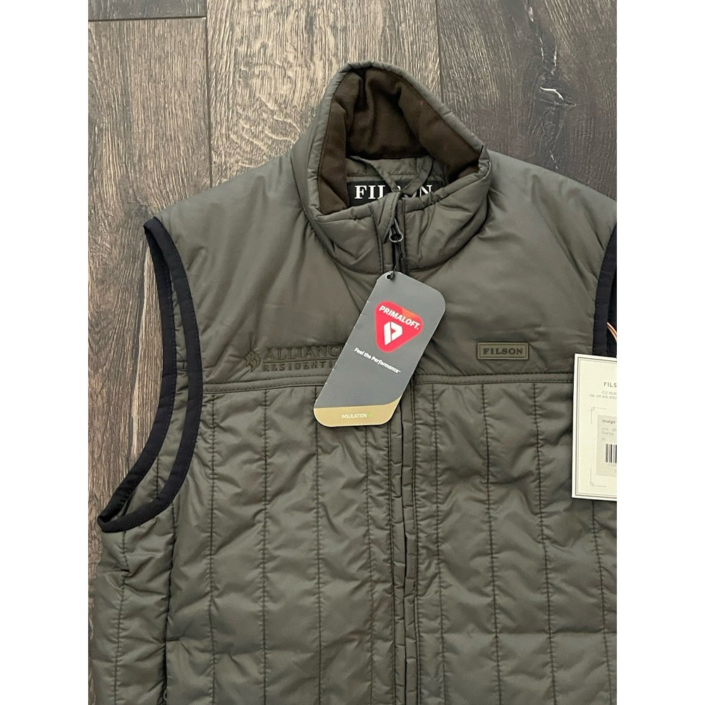 Filson Vest Mens XS Green Full Zip Logo Pockets Ultralight Vest Puffer Coat NWT - Picture 2 of 10